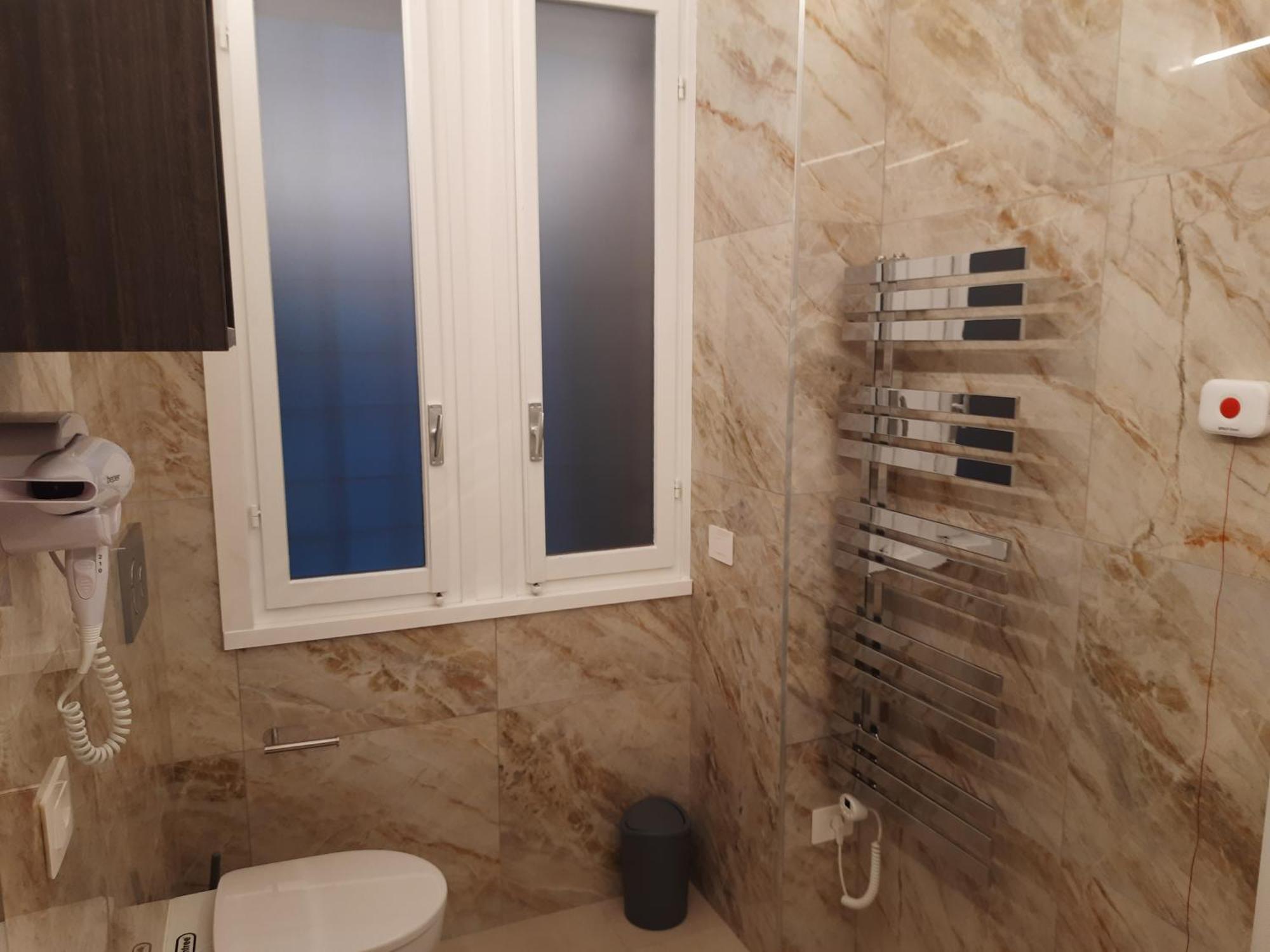 Mako Suites - Centro E Stazione Monza Zimmer foto
